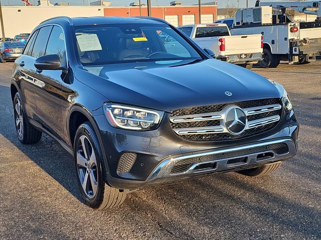 Used 2022 Mercedes-Benz GLC 300 4MATIC image 11