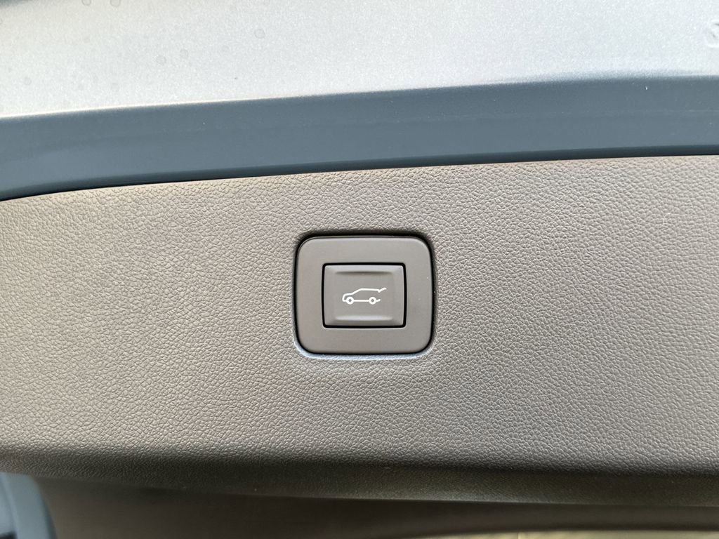 New 2026 Buick Envista Sport Touring w/ Convenience I Package FWD image 32