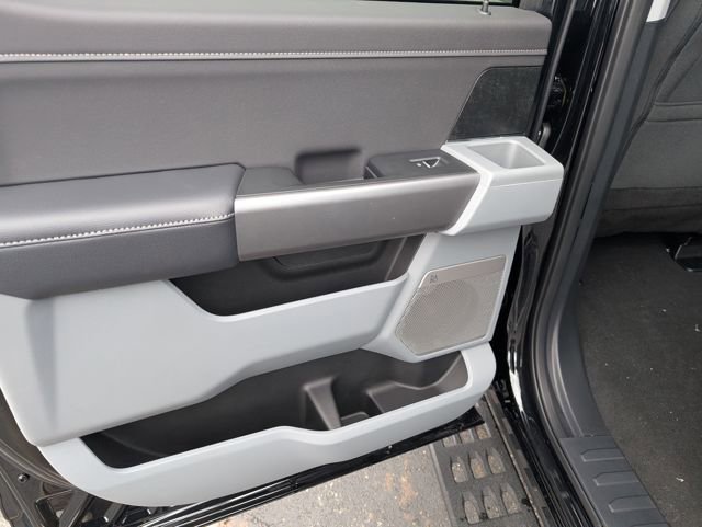 New 2026 Ford F250 XLT w/ XLT Premium Package image 12