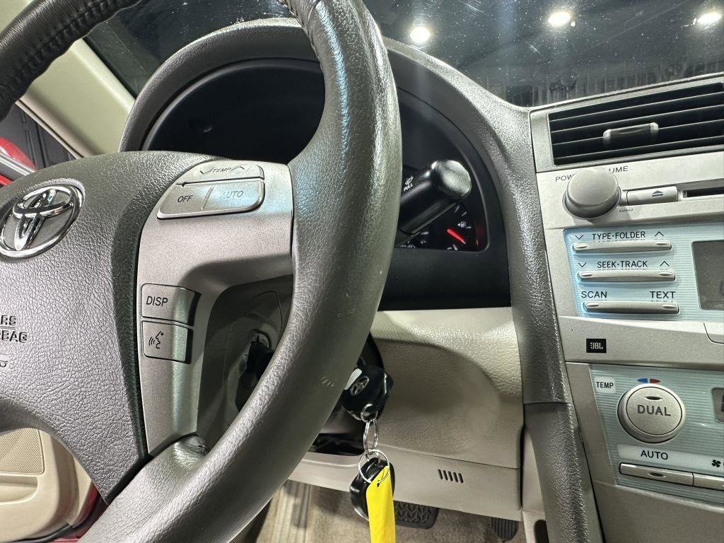 Used 2009 Toyota Camry LE image 12
