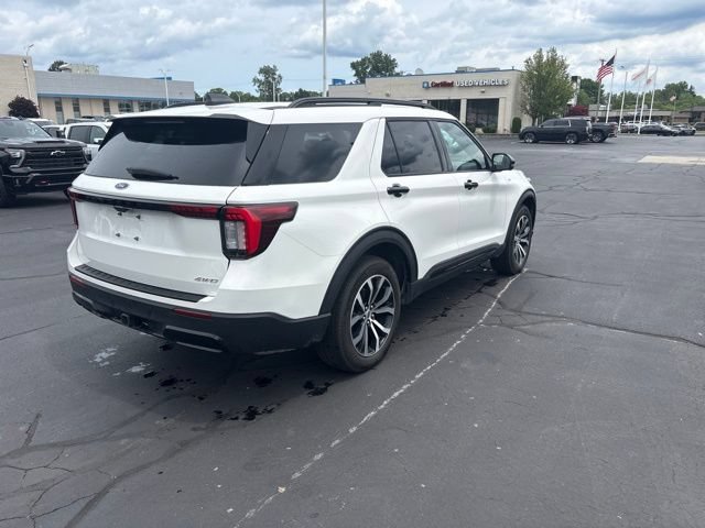 Used 2025 Ford Explorer ST-Line AWD/4WD image 6