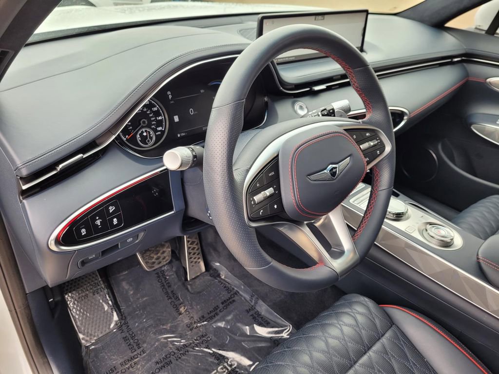 Used 2024 Genesis GV70 3.5T Sport w/ Sport Advanced Package image 11