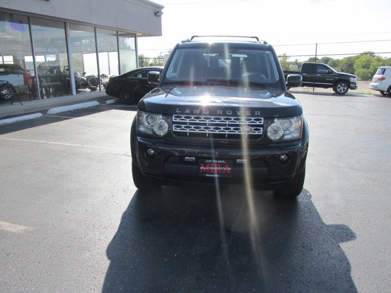 Used 2011 Land Rover LR4 HSE AWD/4WD image 2