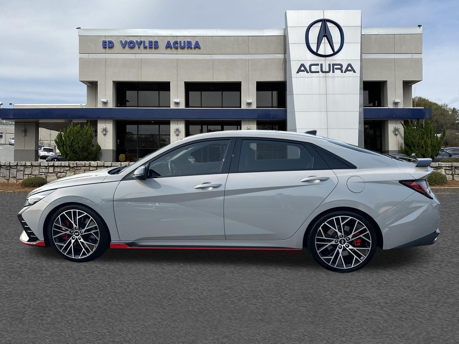 Used 2022 Hyundai Elantra N w/ Preferred Accessory Package FWD image 8