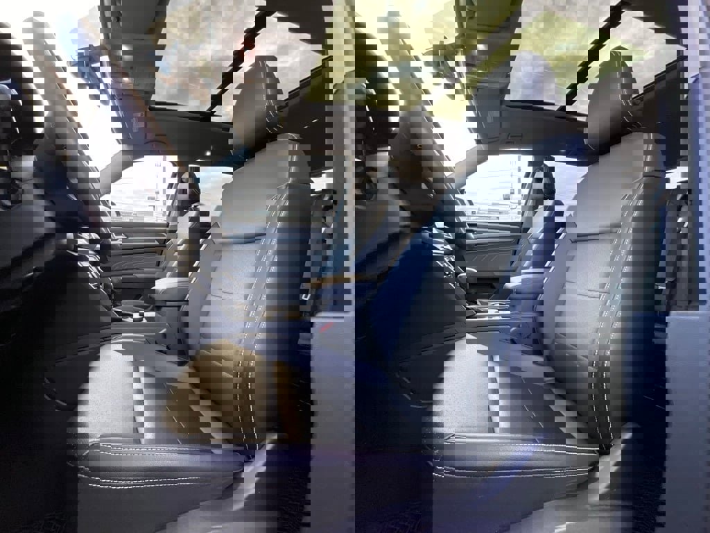 Used 2022 Volkswagen Atlas SE w/ Panoramic Sunroof Package image 11