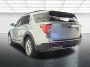 Used 2023 Ford Explorer XLT w/ Equipment Group 202A AWD/4WD image 8