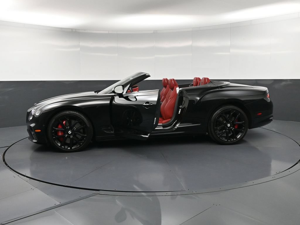 Certified 2023 Bentley Continental GT V8 AWD/4WD image 36