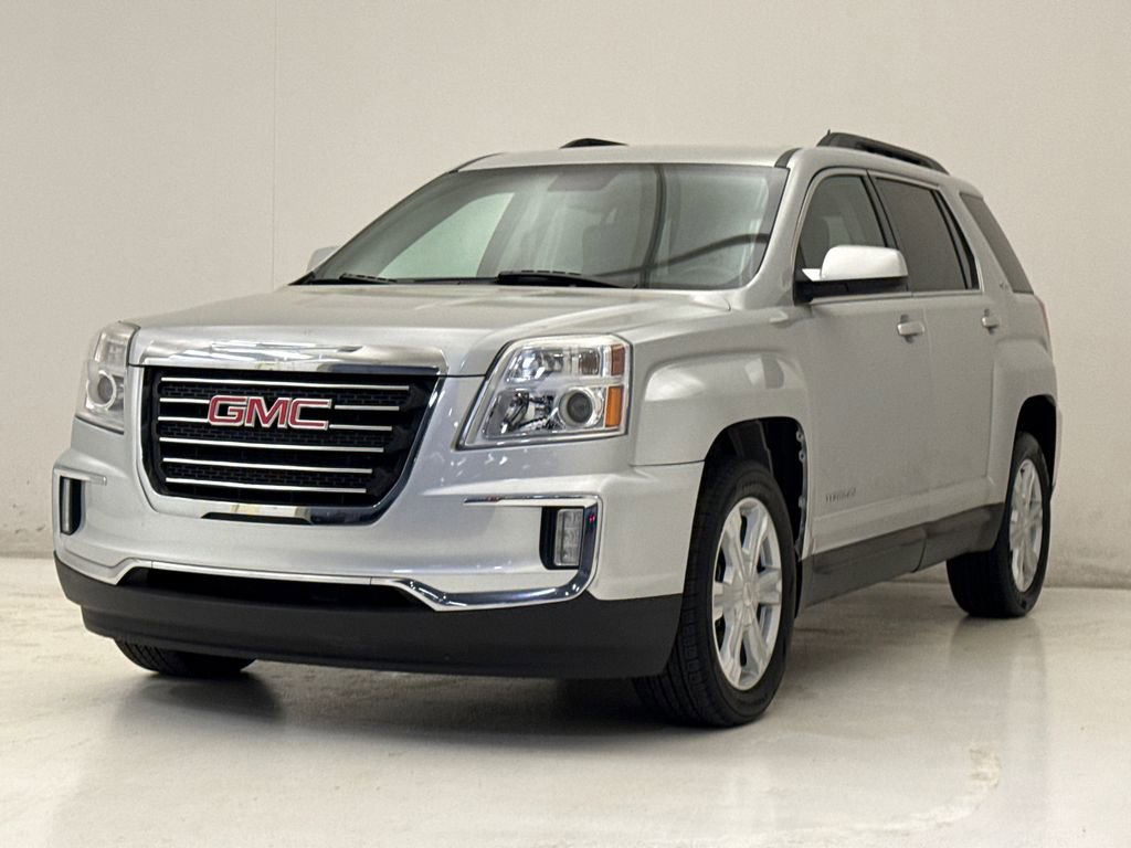 Used 2017 GMC Terrain SLE image 2