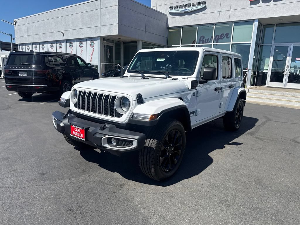 Certified 2025 Jeep Wrangler Unlimited Sahara w/ Safety Group AWD/4WD image 3
