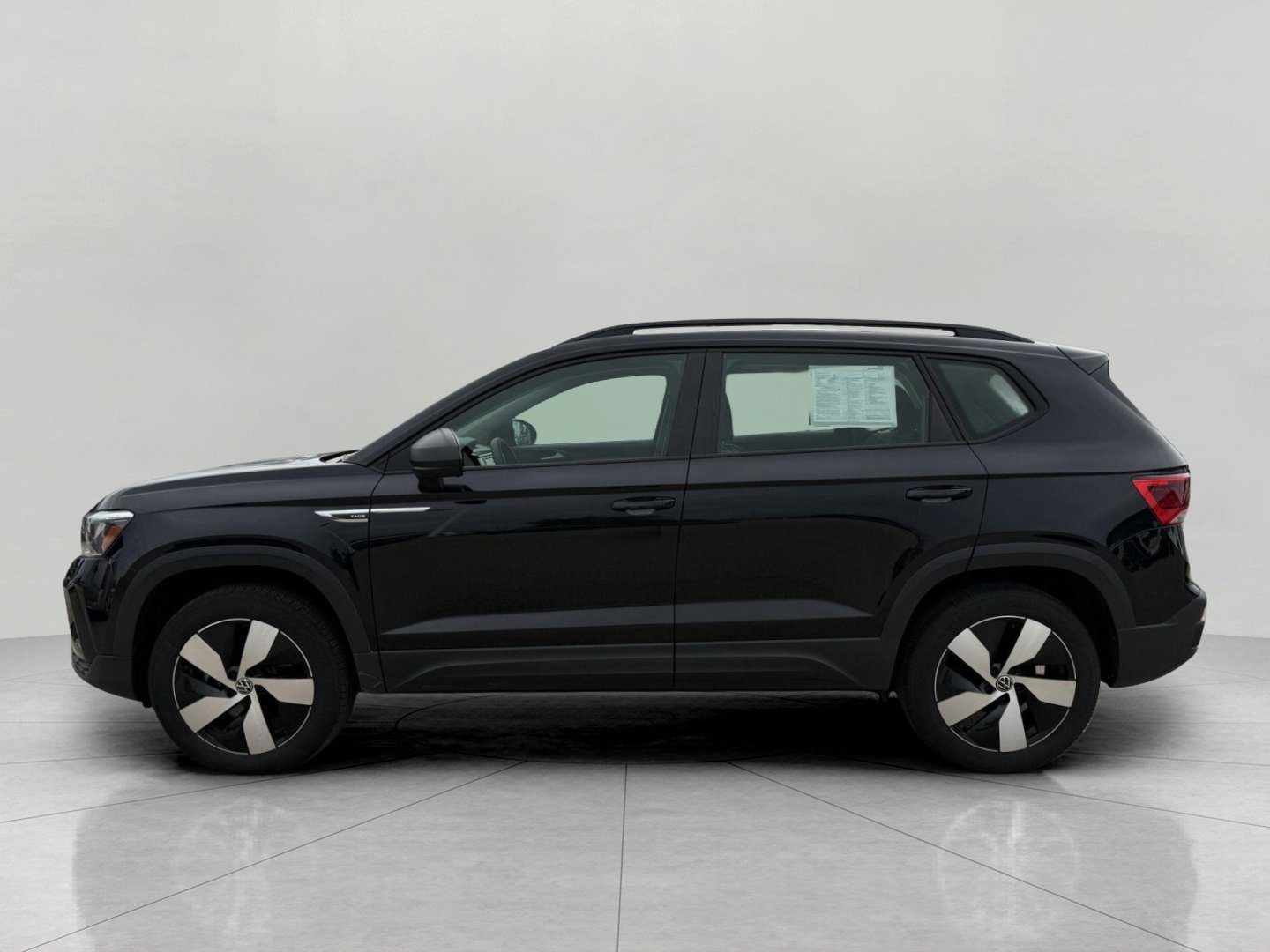 Used 2023 Volkswagen Taos S w/ Driver Assistance Package AWD/4WD image 7