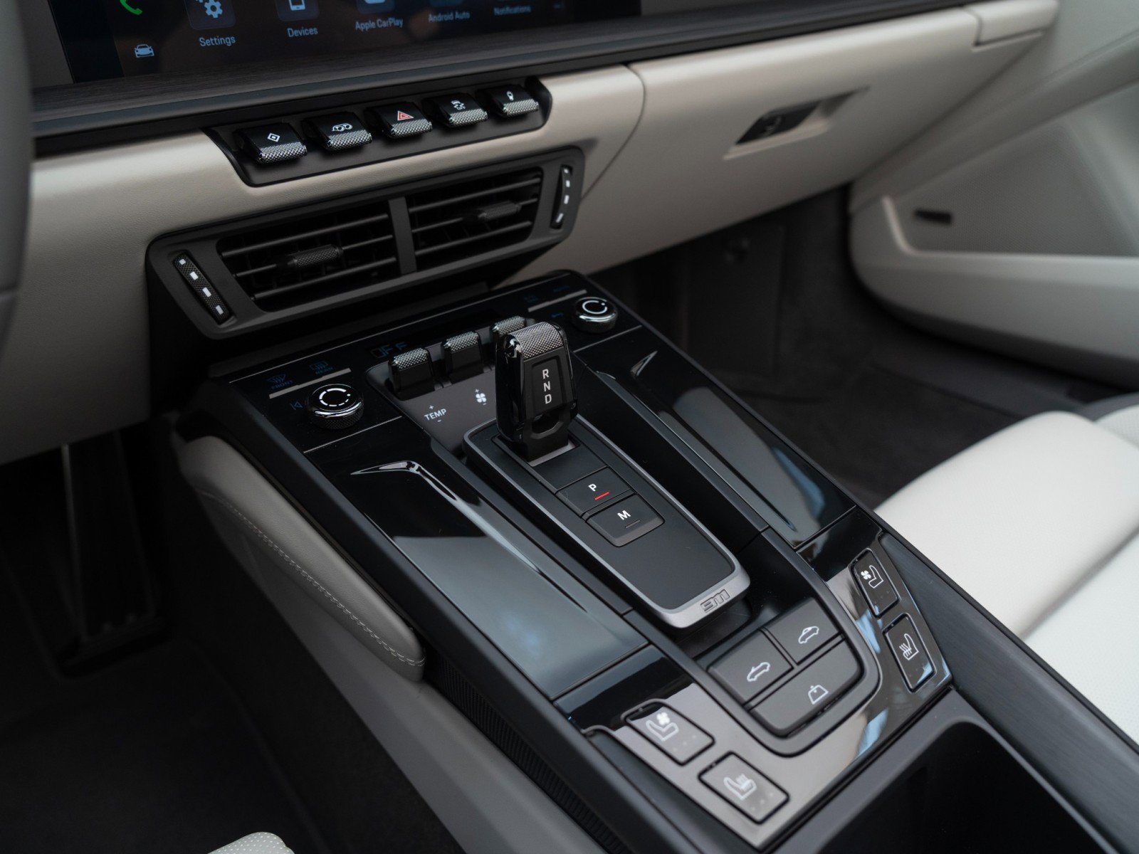 Certified 2026 Porsche 911 GTS image 29