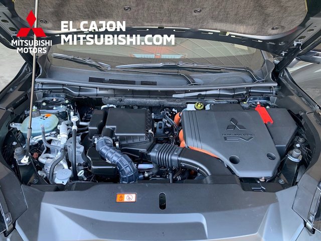 Used 2025 Mitsubishi Outlander SEL Black Edition image 27