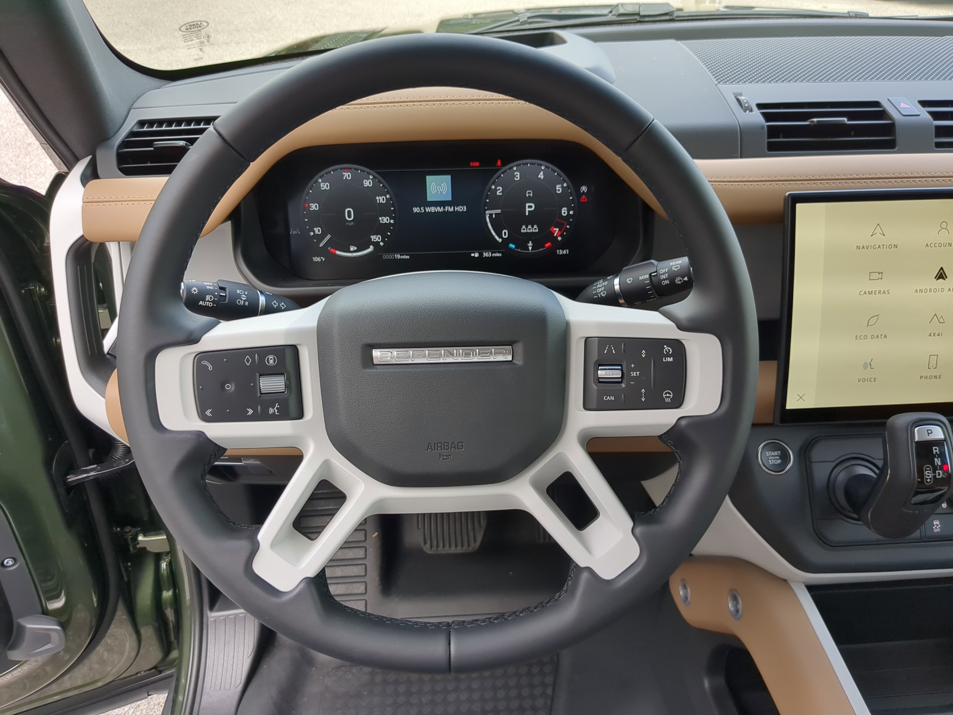 New 2026 Land Rover Defender 110 S image 29