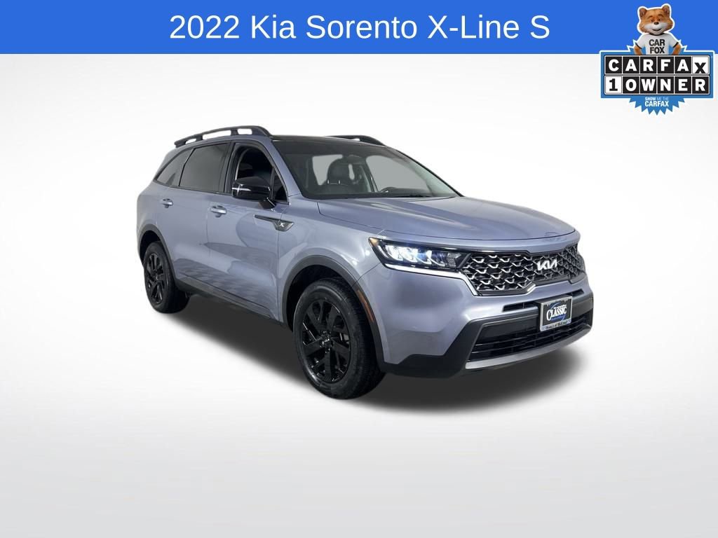 Used 2022 Kia Sorento S w/ Panoramic Sunroof Package