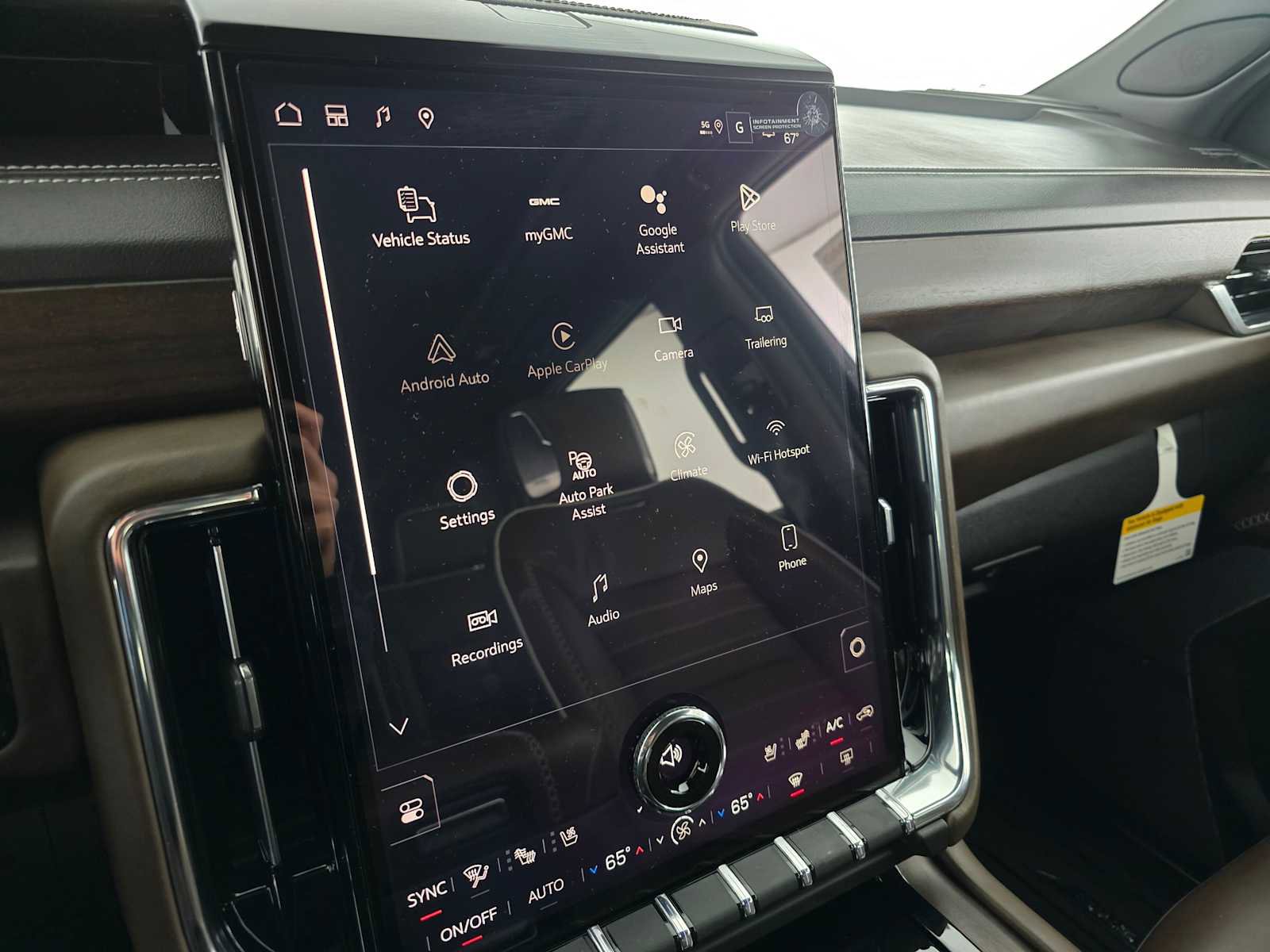 New 2026 GMC Yukon XL Denali Ultimate w/ LPO, Illumination Package image 25