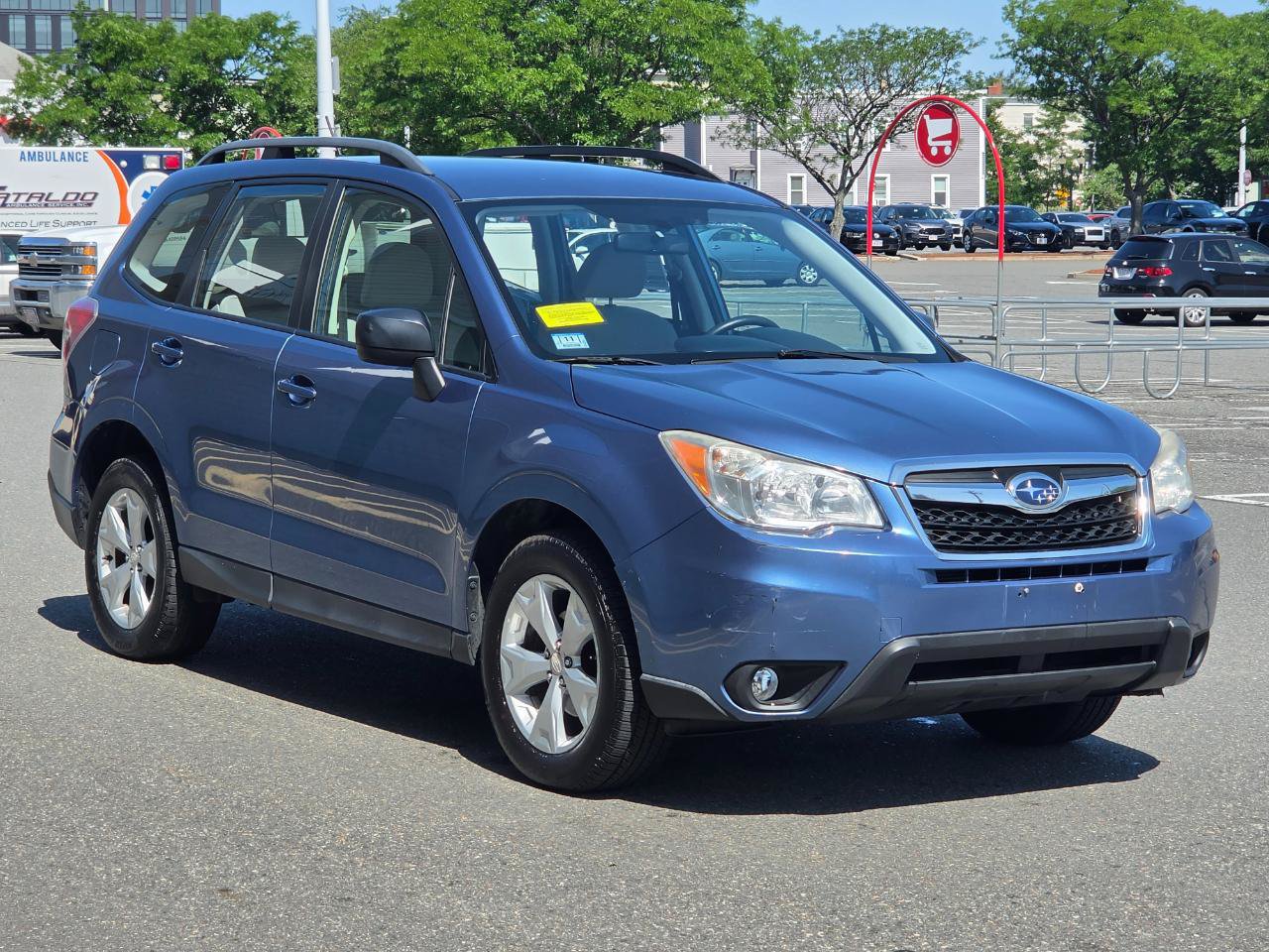 Used 2015 Subaru Forester 2.5i w/ Alloy Wheel Package AWD/4WD image 3
