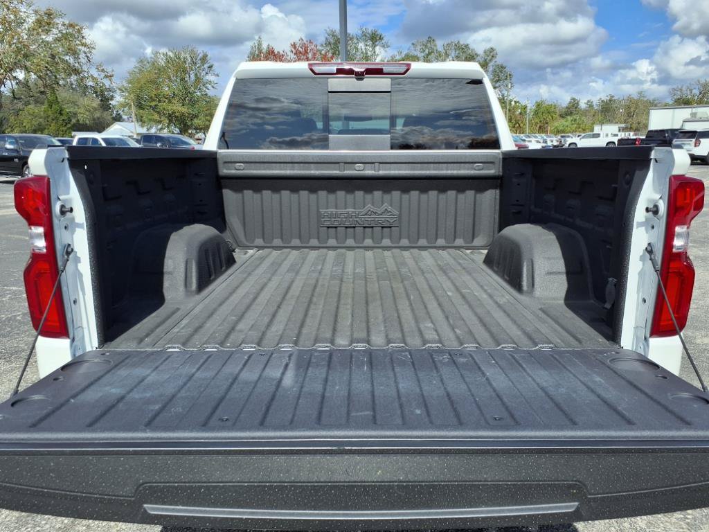 Certified 2024 Chevrolet Silverado 1500 High Country w/ Z71 Off-Road Package AWD/4WD image 33
