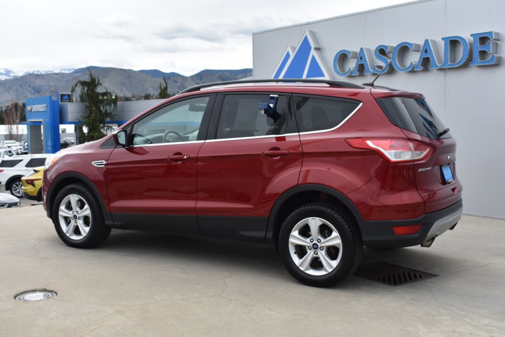 Used 2016 Ford Escape SE w/ Equipment Group 201A image 5