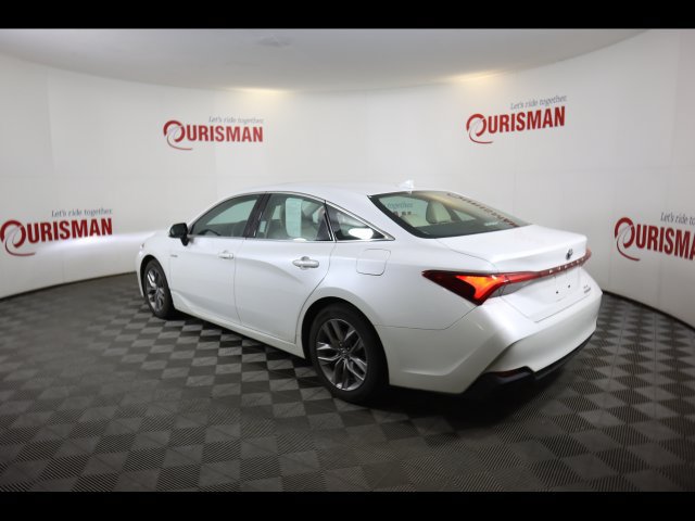 Used 2020 Toyota Avalon XLE w/ Moonroof Package FWD image 15