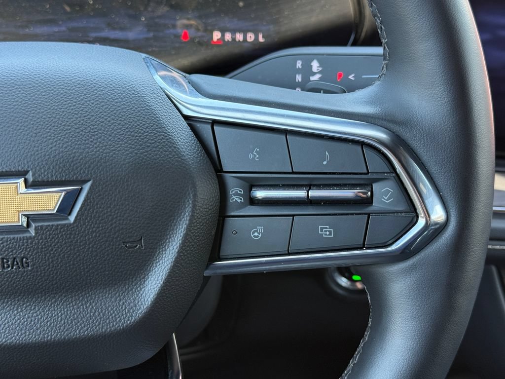 Used 2025 Chevrolet Tahoe Premier AWD/4WD image 31