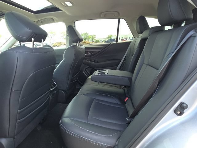 Certified 2024 Subaru Outback Limited AWD/4WD image 19