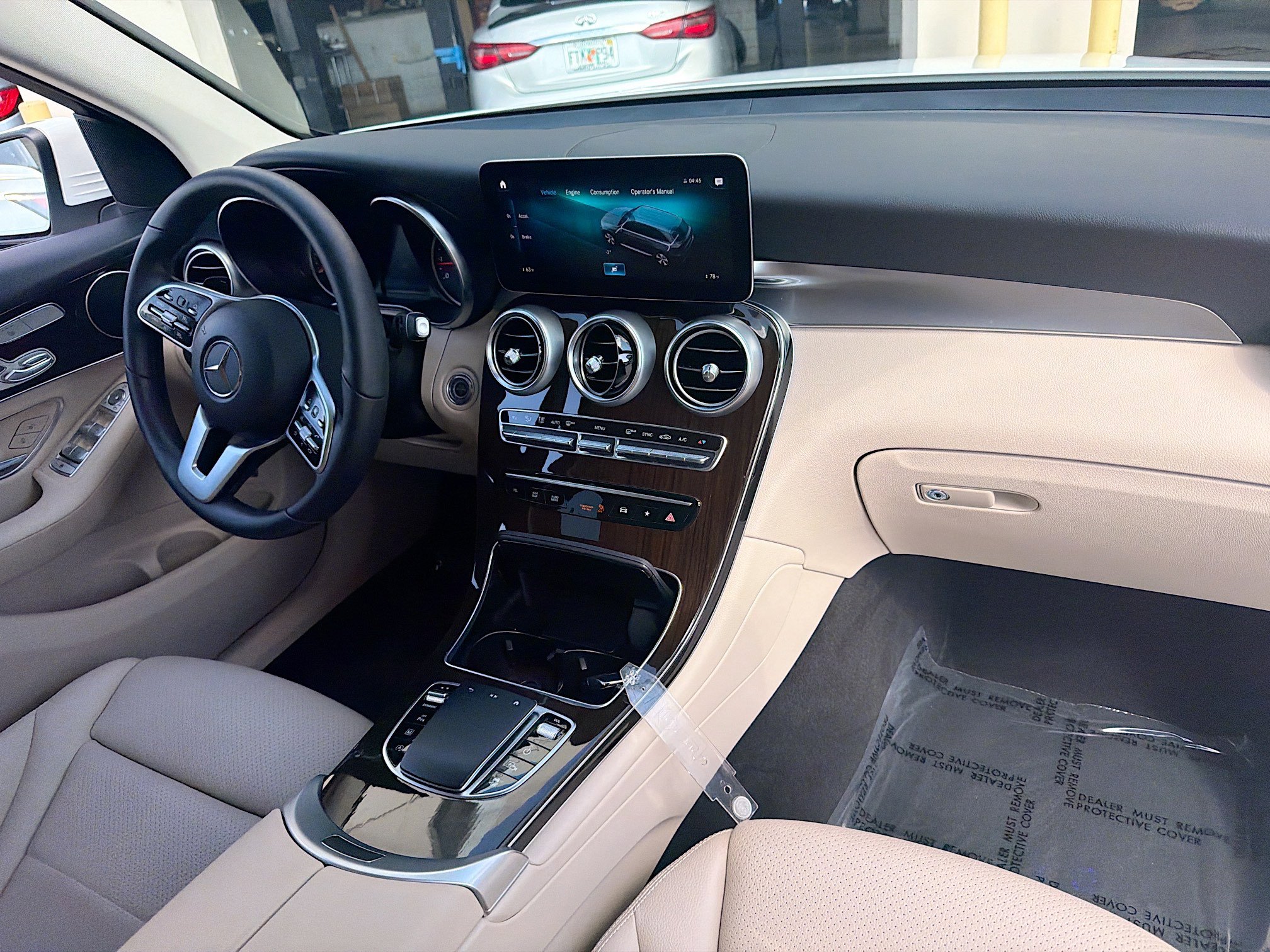 Used 2022 Mercedes-Benz GLC 300 w/ Premium Package Lite image 31