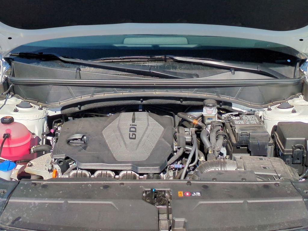 Certified 2025 Hyundai Tucson SE AWD/4WD image 29