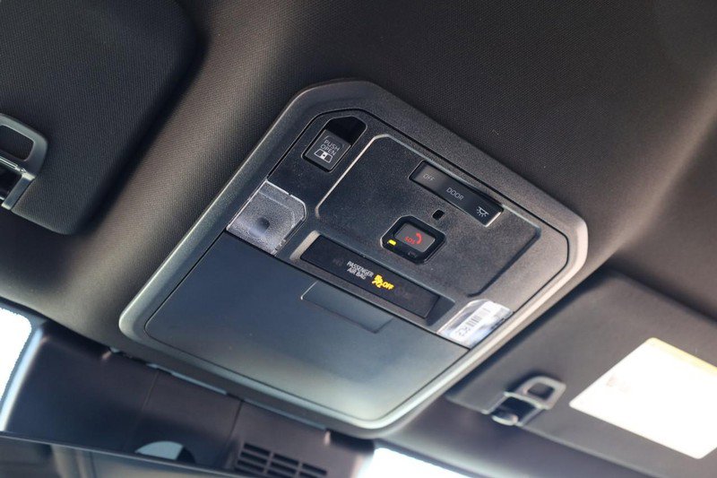 New 2025 Toyota Tacoma TRD Off-Road image 15