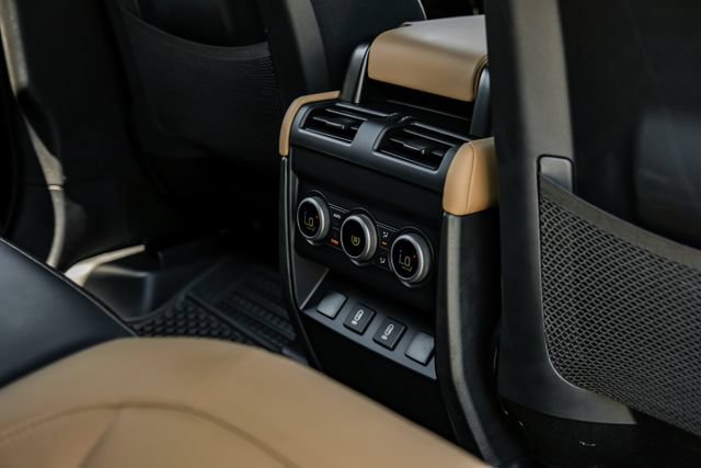 New 2026 Land Rover Defender 110 X AWD/4WD image 50