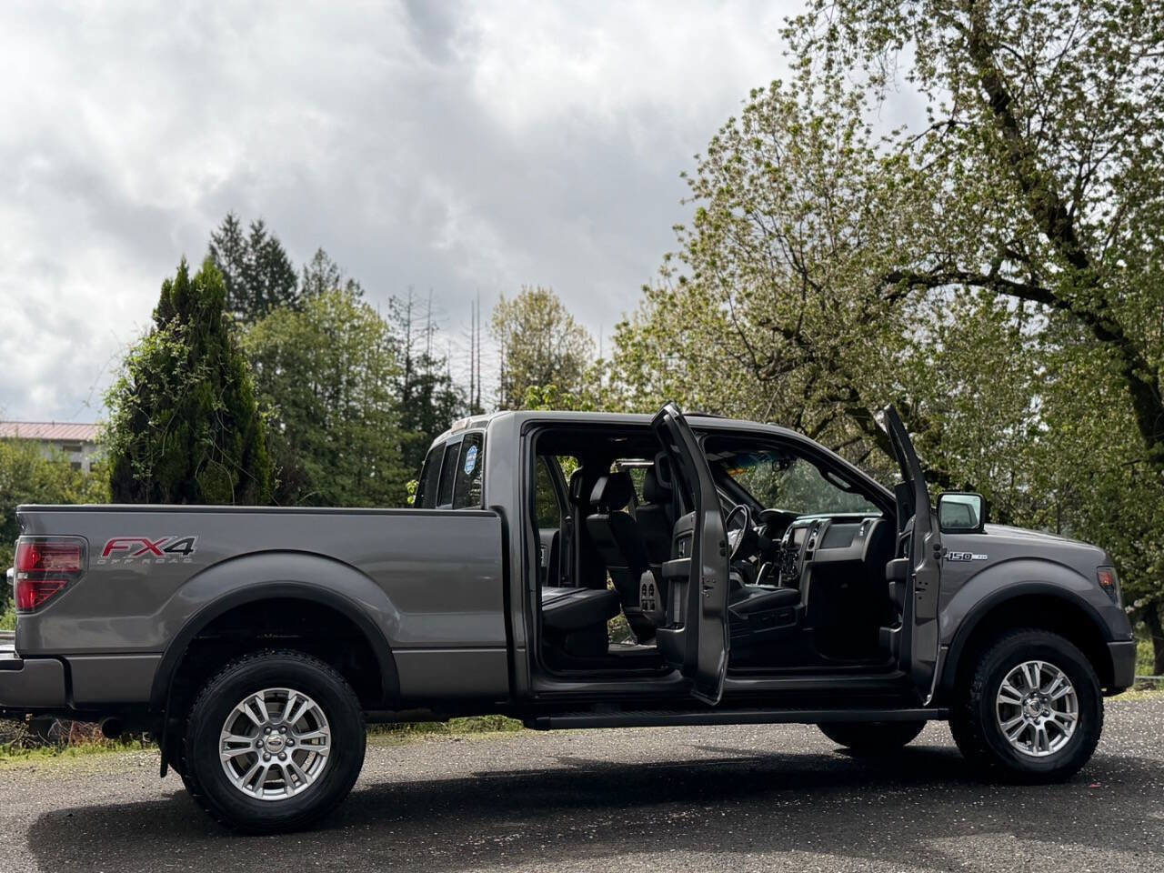 Used 2013 Ford F150 FX4 w/ Luxury Equipment Group image 9