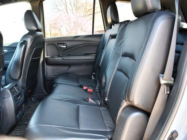 Used 2022 Honda Pilot Sport image 14