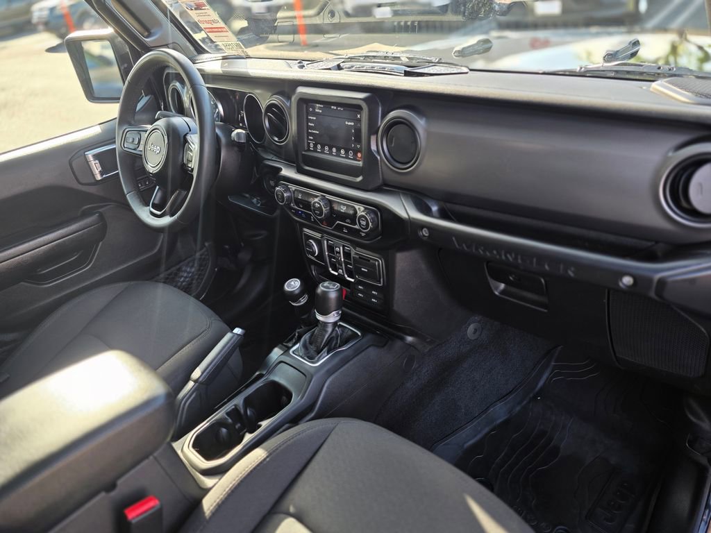 Used 2023 Jeep Wrangler Unlimited image 9