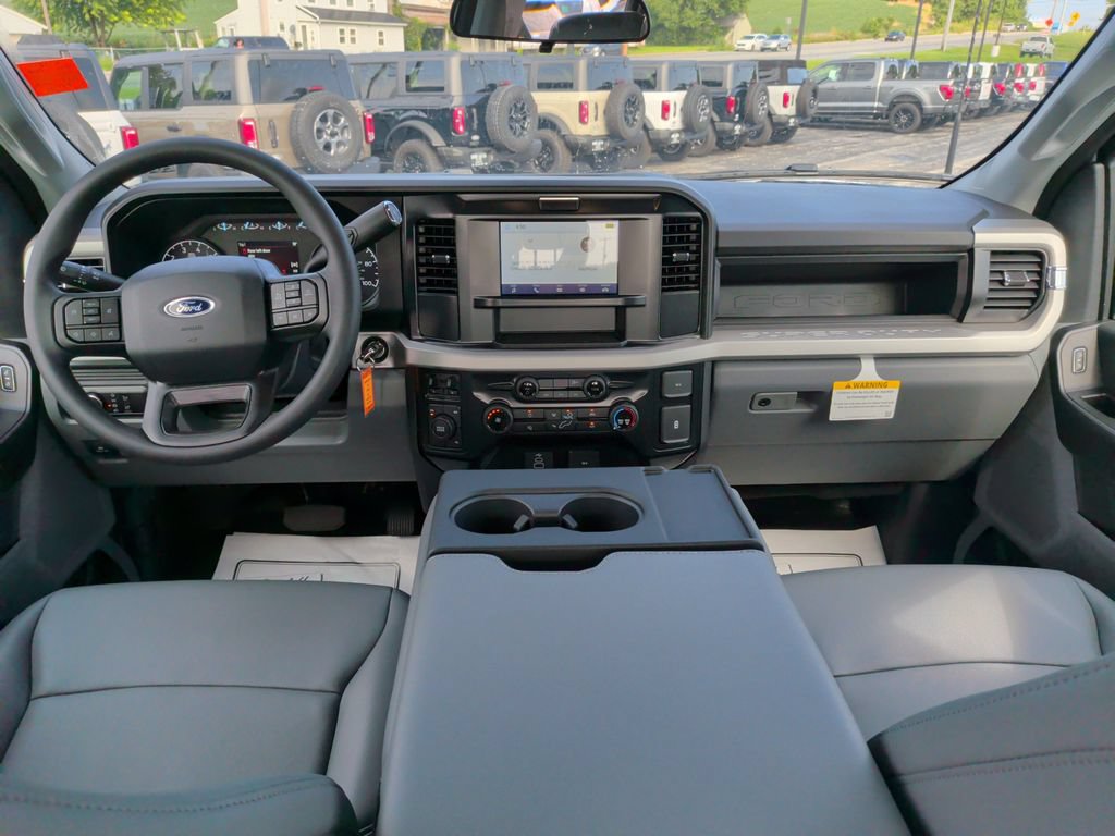 New 2026 Ford F250 XL w/ XL Chrome Package AWD/4WD image 15