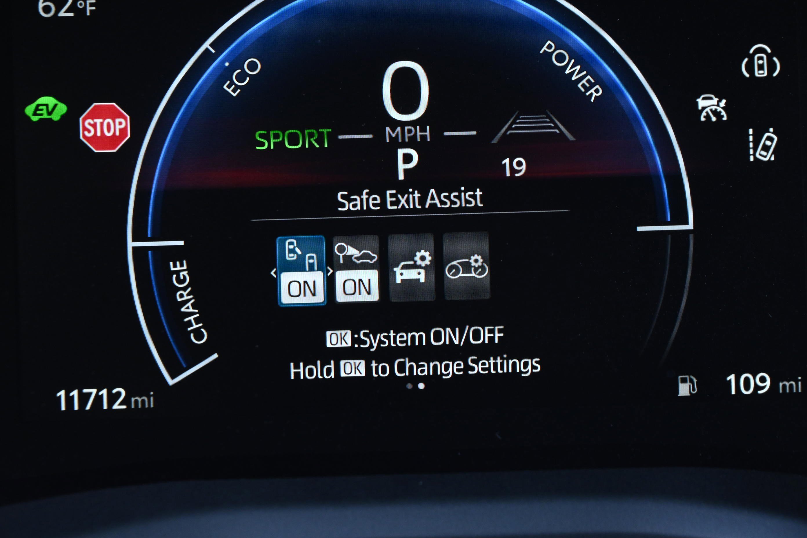 Used 2025 Toyota Camry SE image 31