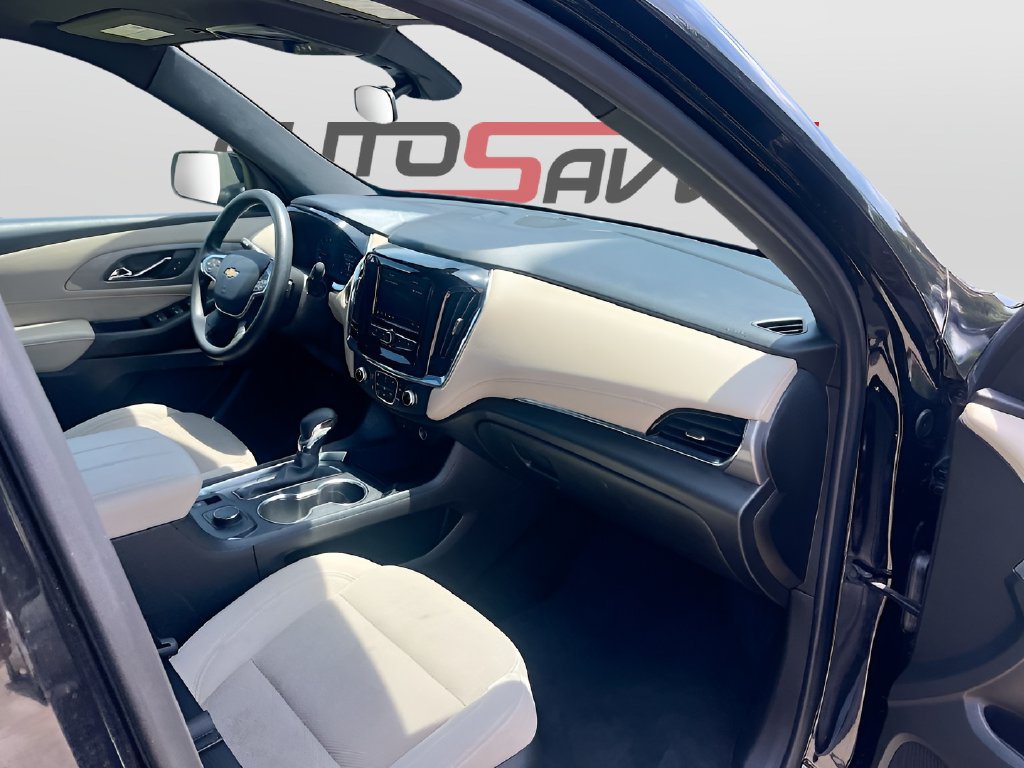 Used 2023 Chevrolet Traverse LS FWD image 28