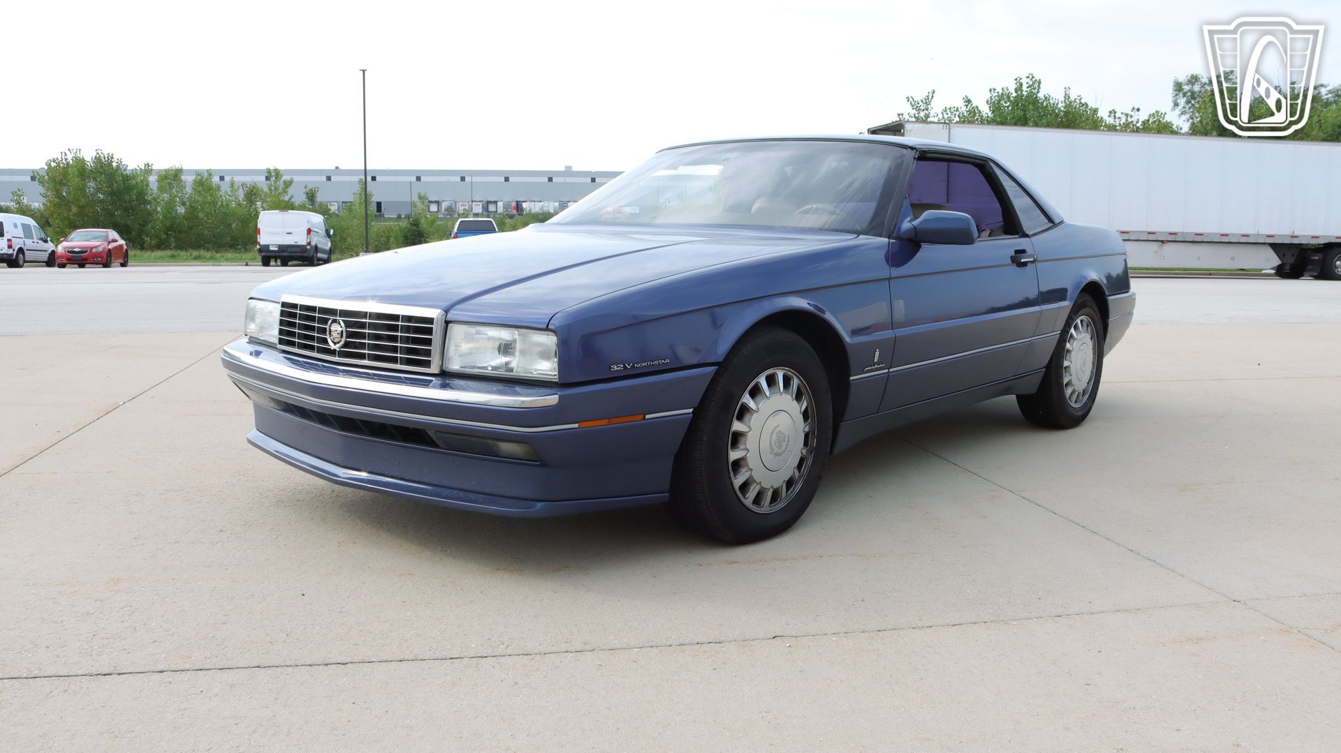 Used 1993 Cadillac Allante FWD image 4