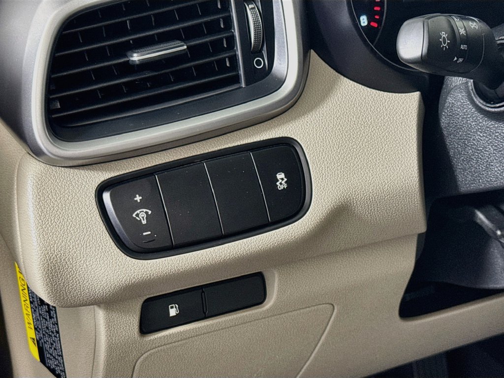 Used 2017 Kia Sorento FWD w/ LX Convenience Package image 10