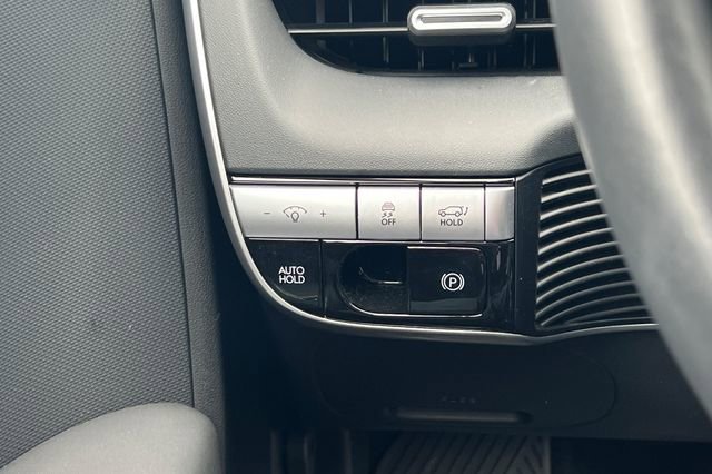 Certified 2024 Hyundai Ioniq 5 SEL image 38
