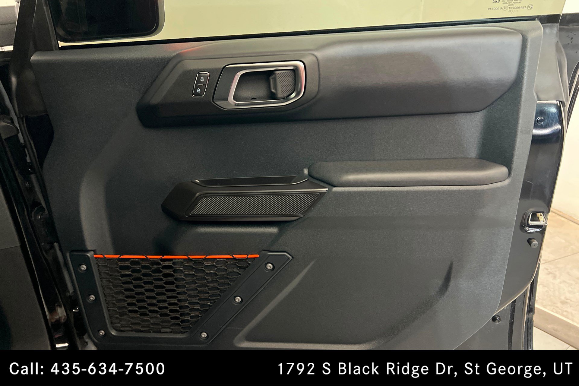Used 2024 Ford Bronco Raptor w/ Interior Carbon Fiber Pack 6 AWD/4WD image 23