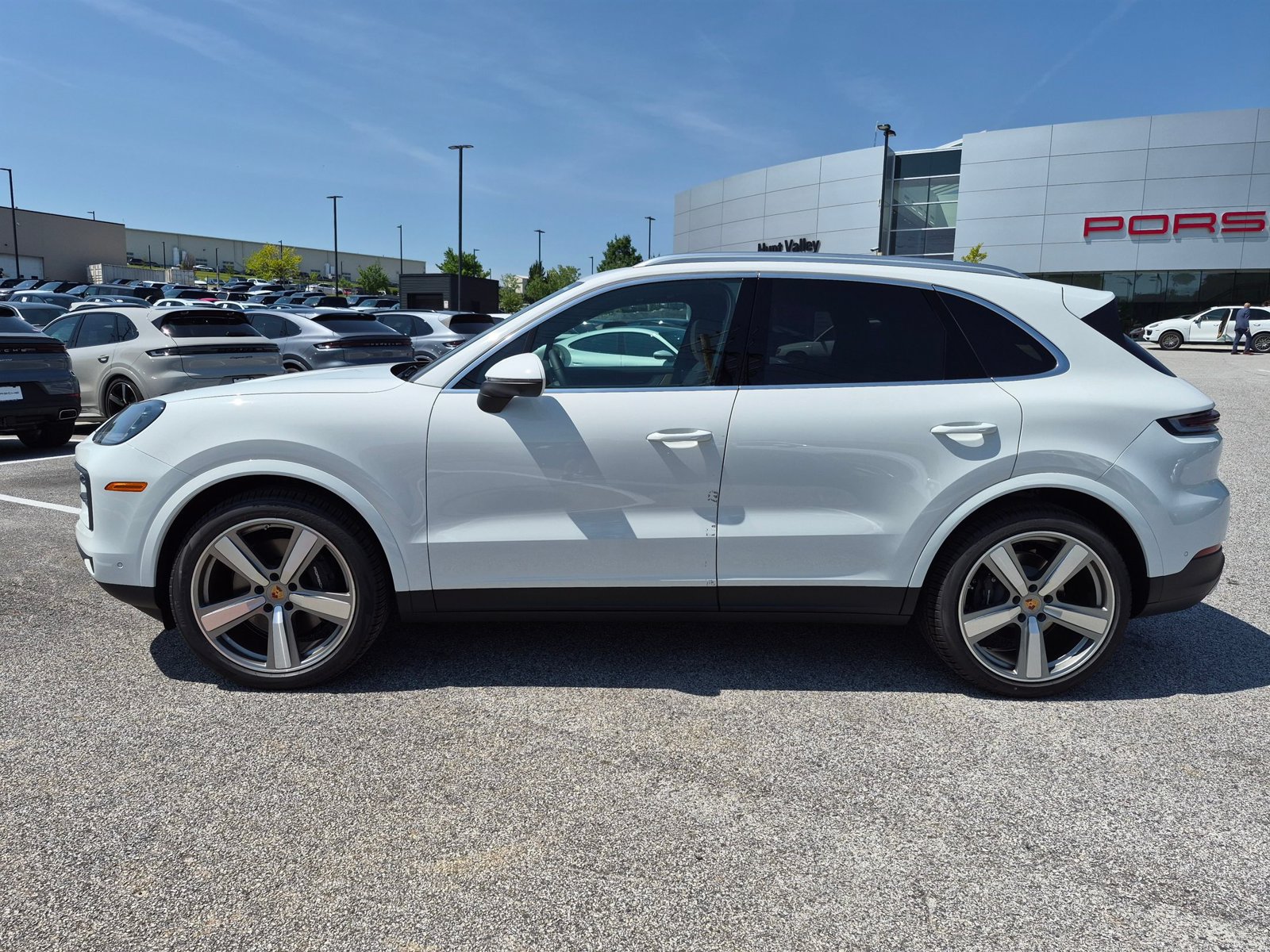 New 2026 Porsche Cayenne AWD/4WD image 2