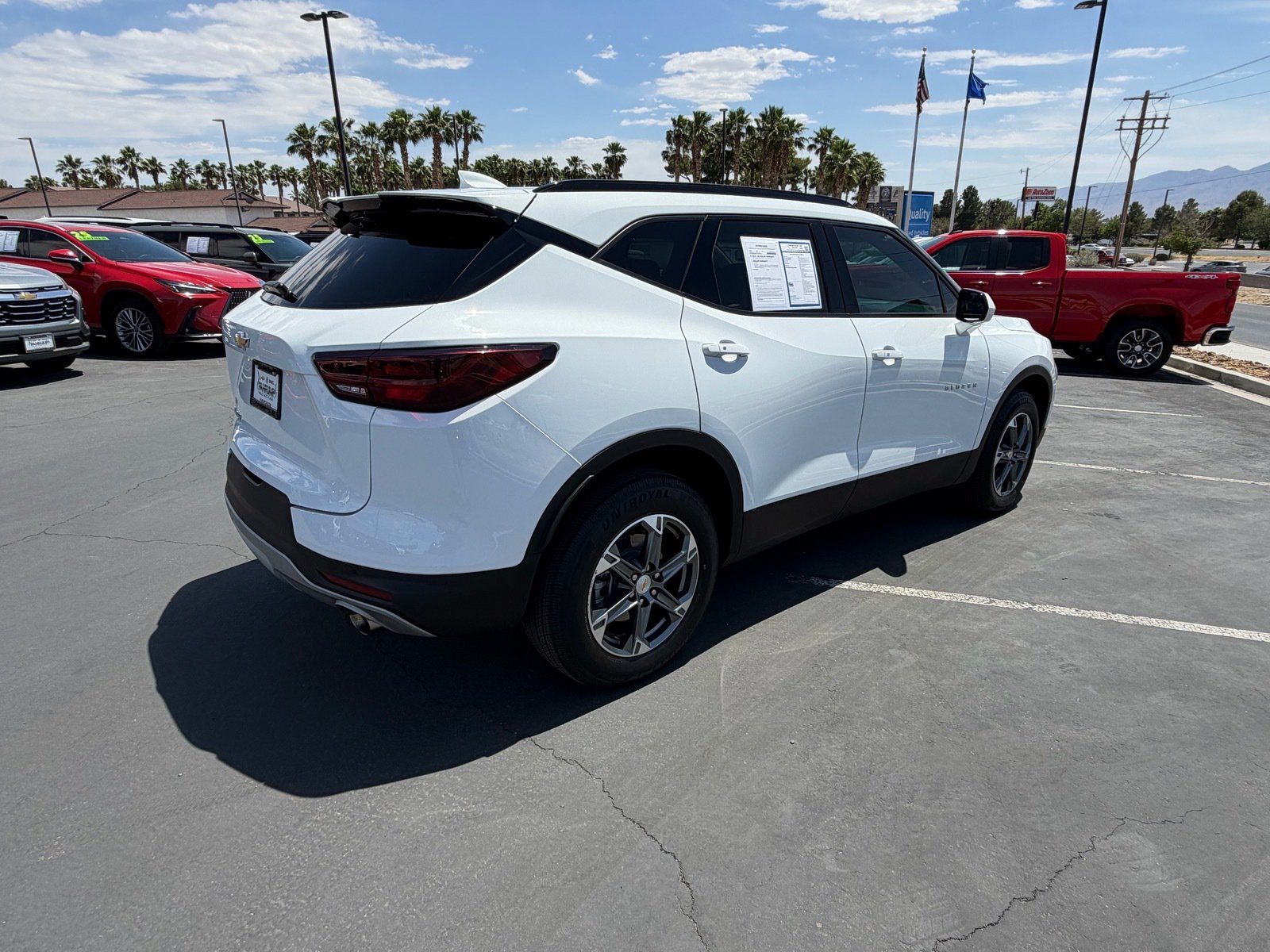 Used 2024 Chevrolet Blazer LT w/ Convenience Package FWD image 3
