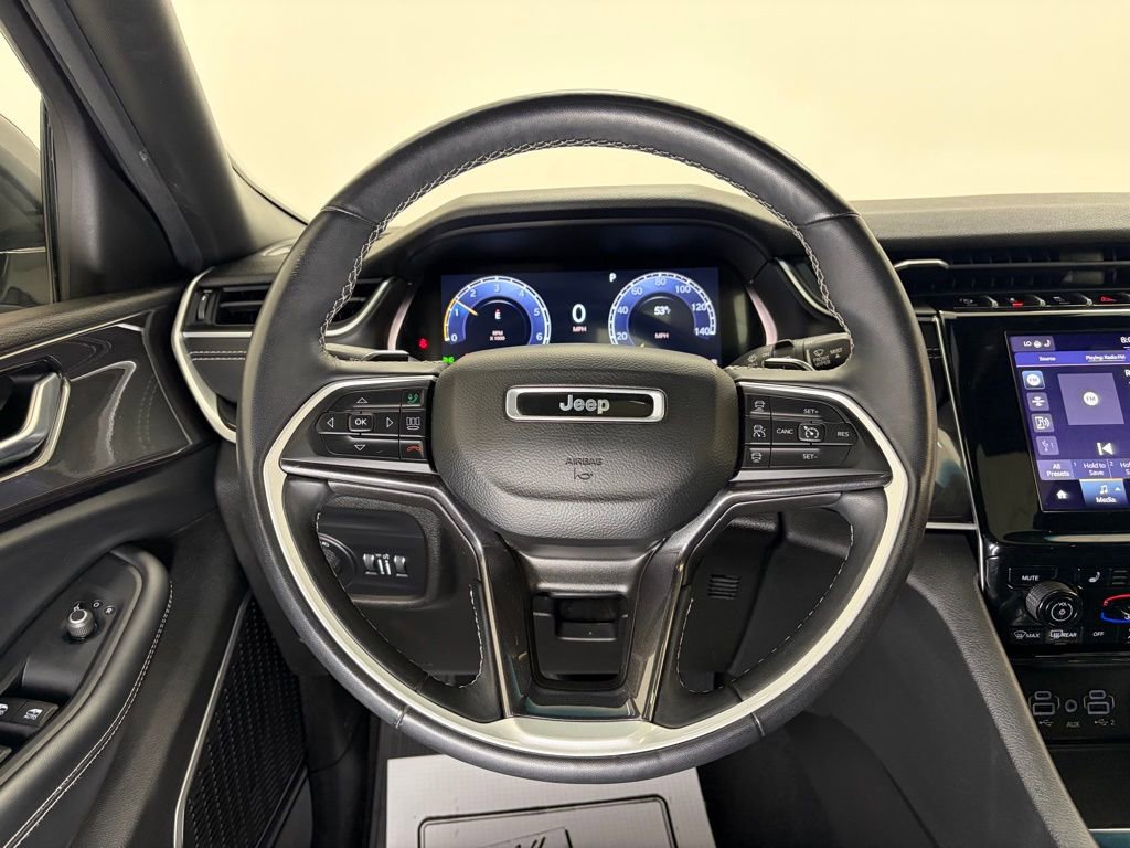 Used 2022 Jeep Grand Cherokee L Laredo AWD/4WD image 15