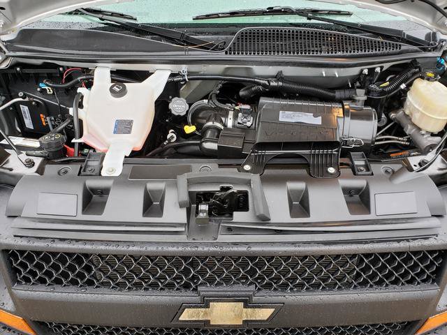 Used 2017 Chevrolet Express 2500 LS image 26