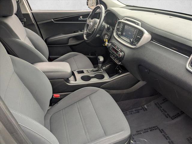 Used 2019 Kia Sorento LX w/ LX Convenience Package image 23