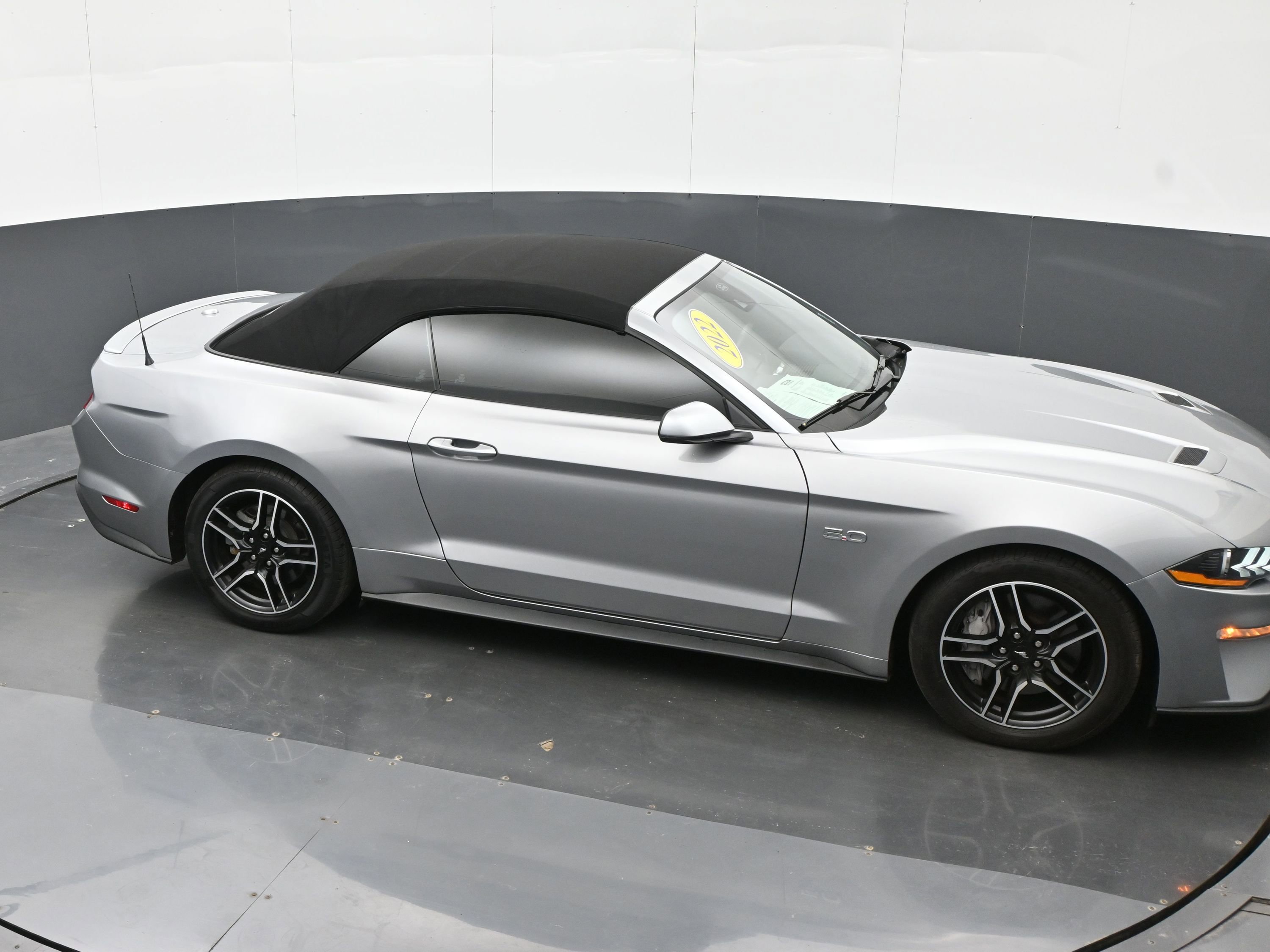 Used 2022 Ford Mustang GT Premium w/ Equipment Group 401A RWD image 28