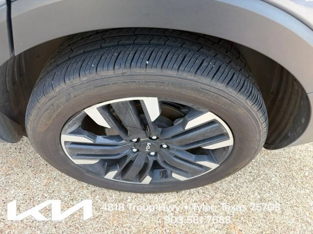 Certified 2024 Kia Telluride SX Prestige AWD/4WD image 8