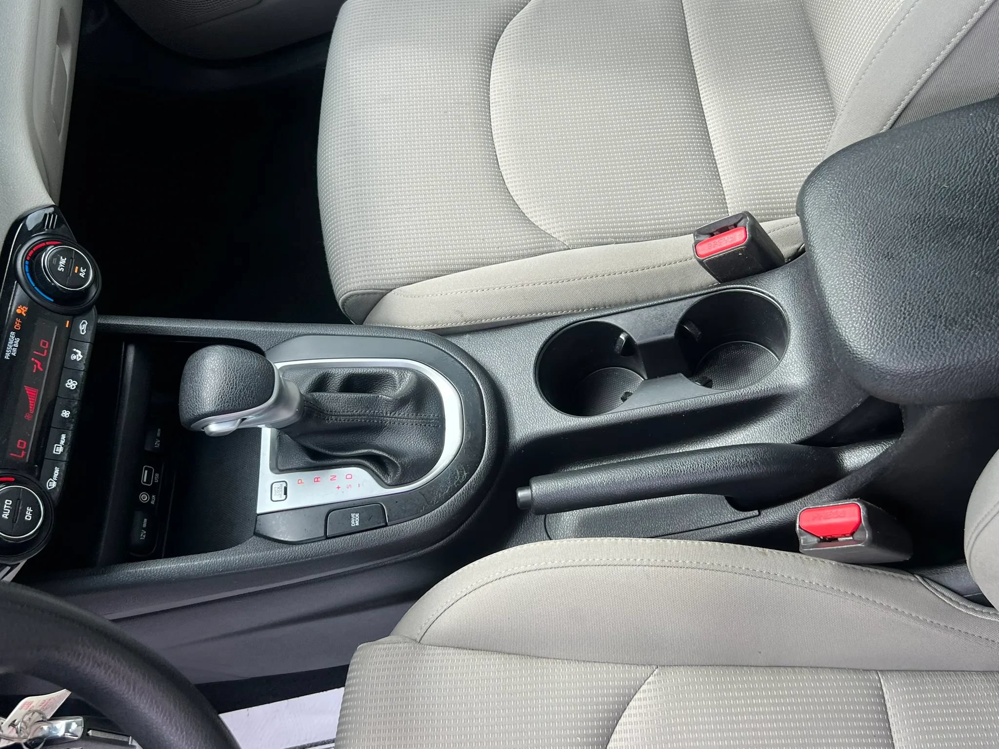 Used 2019 Kia Forte LXS FWD image 15