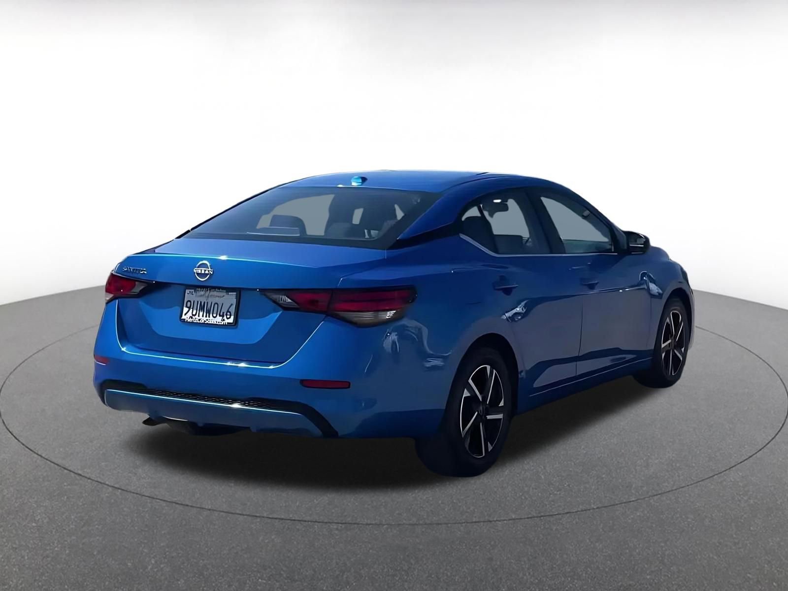 Used 2025 Nissan Sentra SV image 12