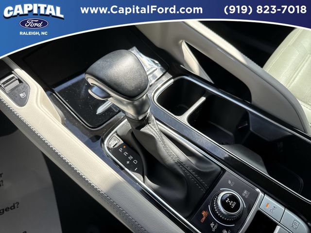Used 2024 Kia Telluride SX Prestige w/ Towing Package AWD/4WD image 31