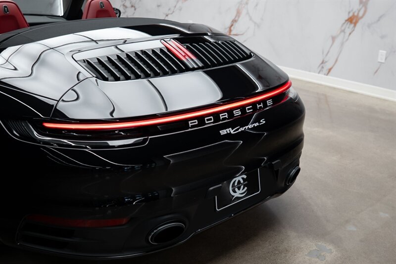 Used 2023 Porsche 911 Carrera S RWD image 32